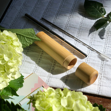 Load image into Gallery viewer, Retractable Metal Straw & Bamboo Case