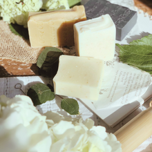 Load image into Gallery viewer, Makeup Brush Cleaner - Royal Pumpkin