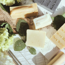 Load image into Gallery viewer, Makeup Brush Cleaner - Royal Pumpkin